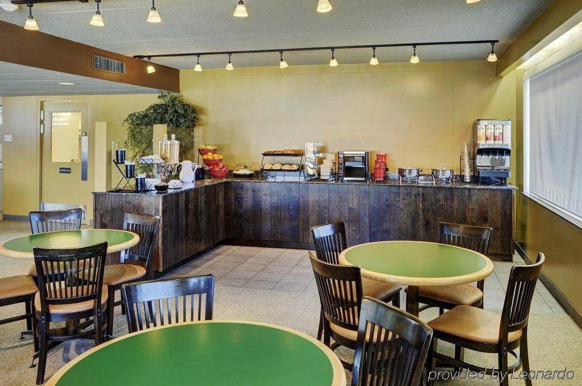 Travelway Inn Съдбъри Екстериор снимка