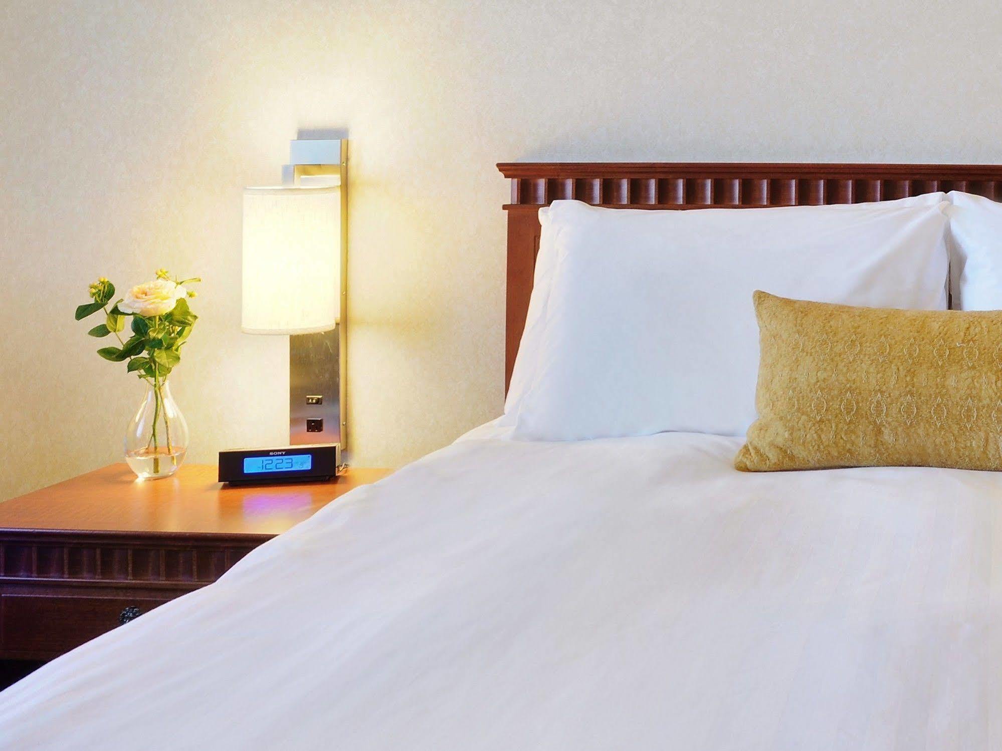 Travelway Inn Съдбъри Екстериор снимка